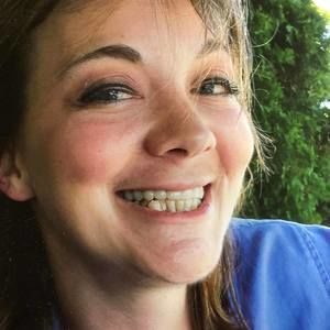 Meet your Posher, Ellisa